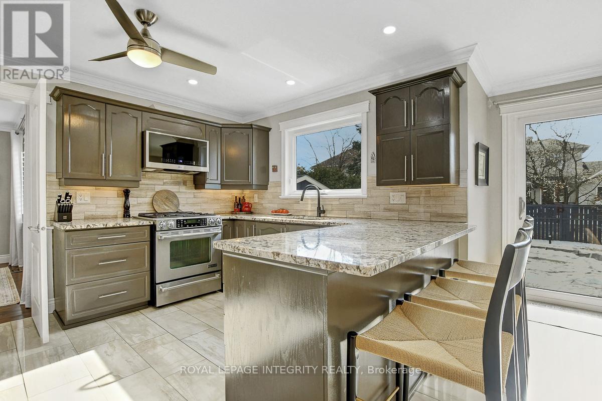 4 Heritage Grove Crescent, Ottawa, Ontario  K2S 1R2 - Photo 14 - X12873560