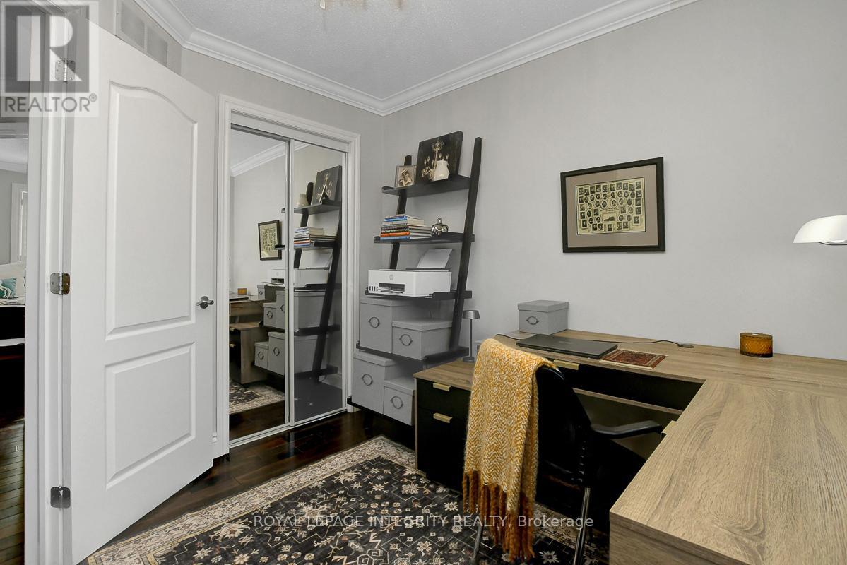 4 Heritage Grove Crescent, Ottawa, Ontario  K2S 1R2 - Photo 35 - X12873560