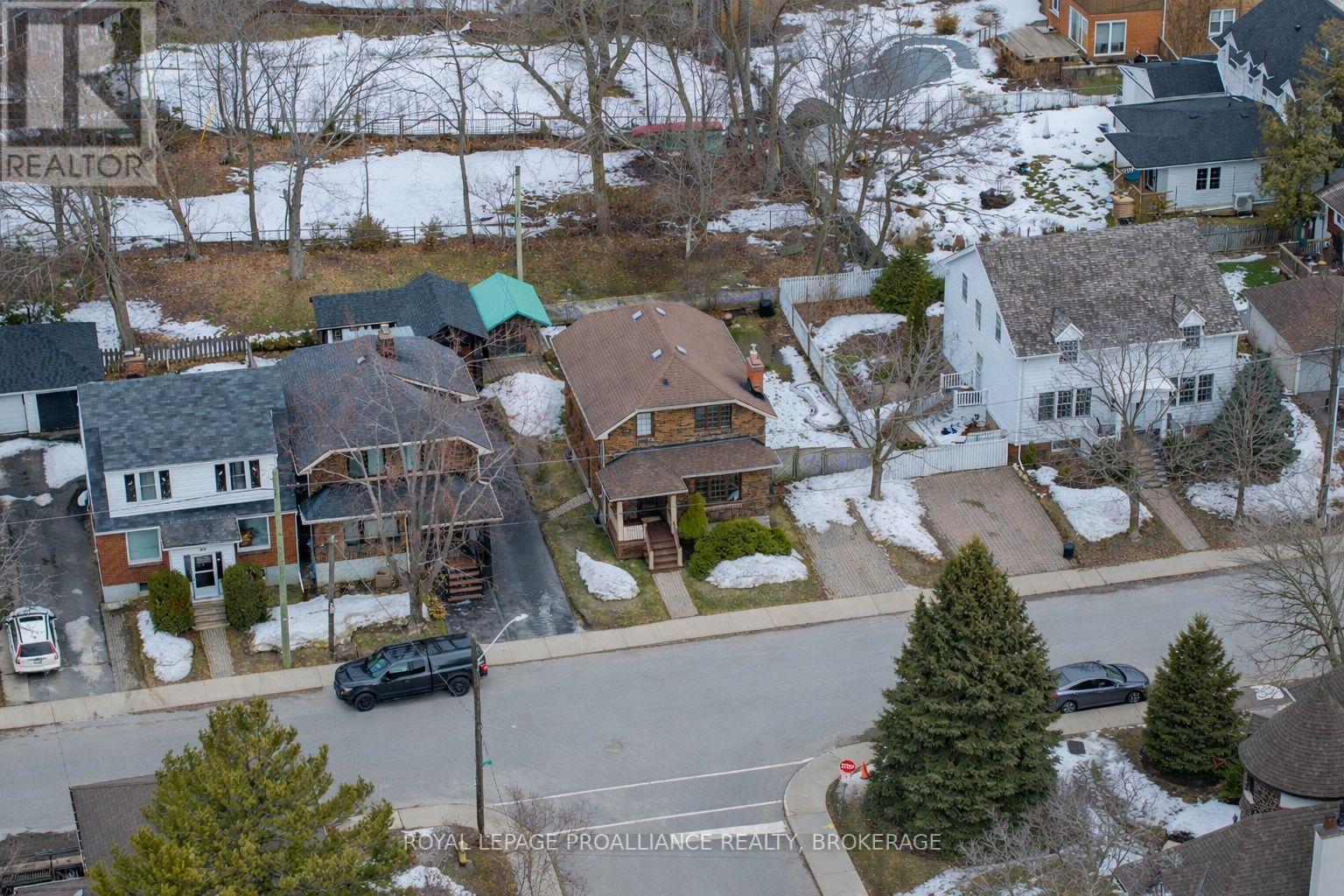 Lorem Ipsum Do, Kingston, Ontario  K7L  - Photo 32 - DEMO29461582