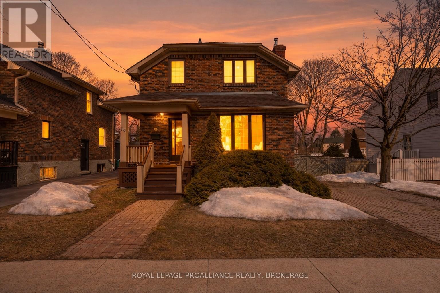 Lorem Ipsum Do, Kingston, Ontario  K7L  - Photo 43 - DEMO29461582