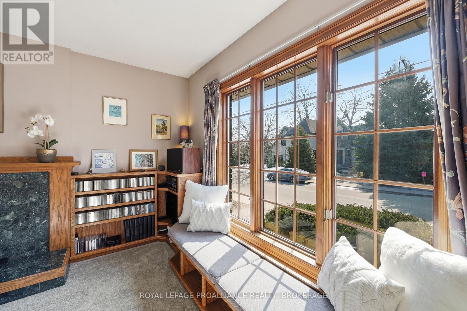 Lorem Ipsum Do, Kingston, Ontario  K7L  - Photo 6 - DEMO29461582