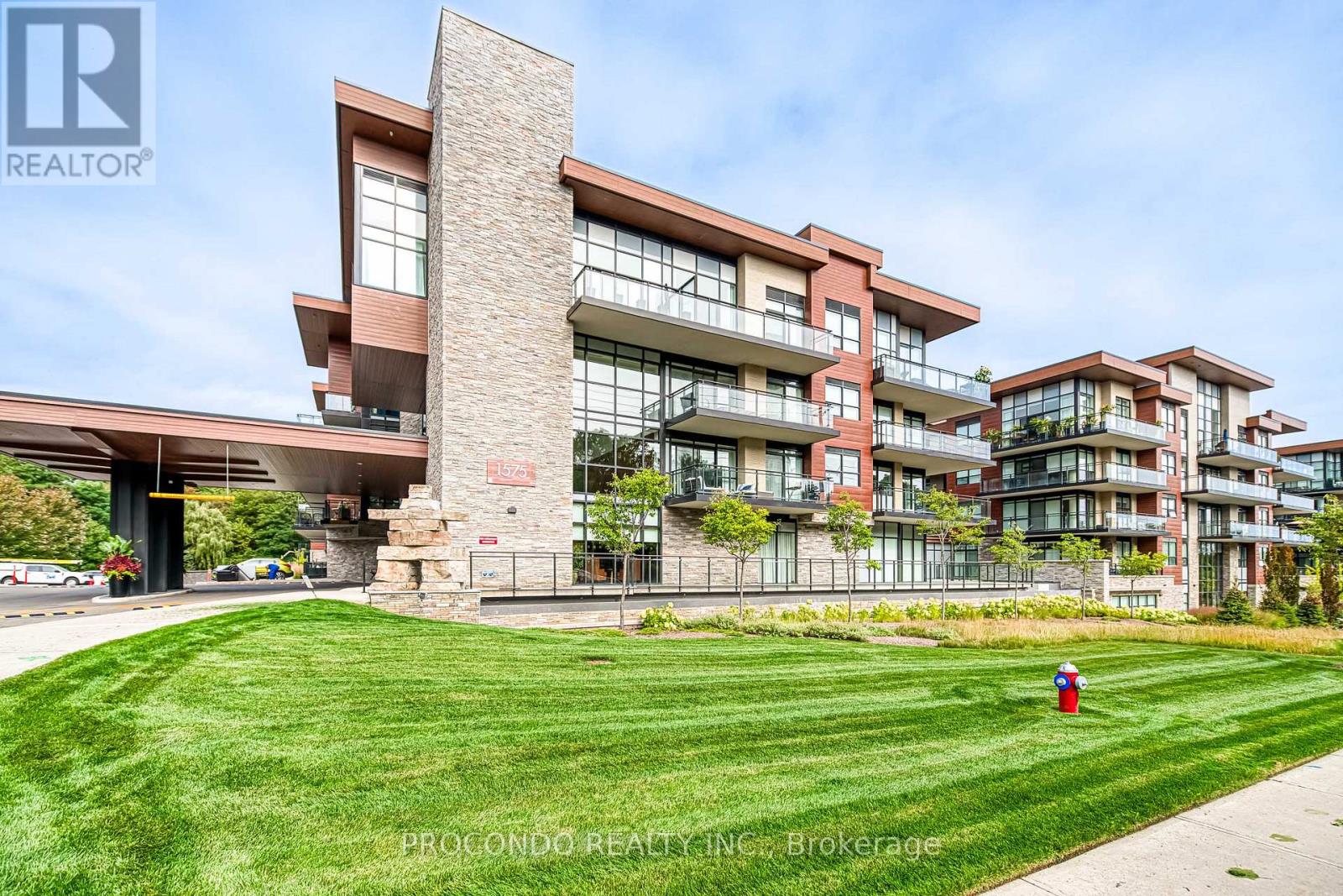 350 - 1575 Lakeshore Road W, Mississauga, Ontario  L5J 0B1 - Photo 1 - W12874818