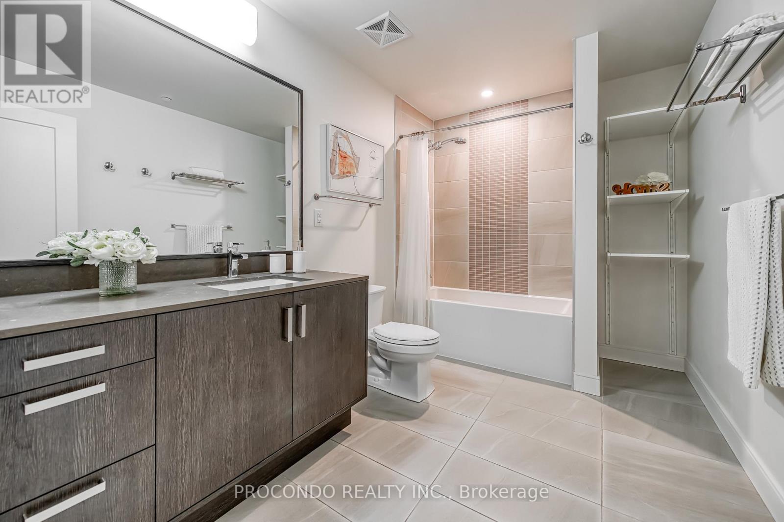 350 - 1575 Lakeshore Road W, Mississauga, Ontario  L5J 0B1 - Photo 33 - W12874818