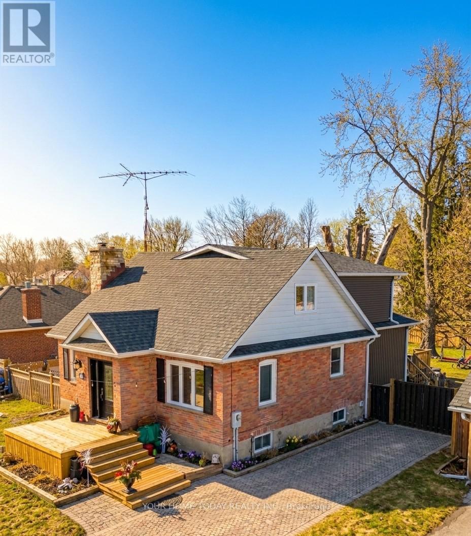 20 ELGIN STREET, Halton Hills, Ontario