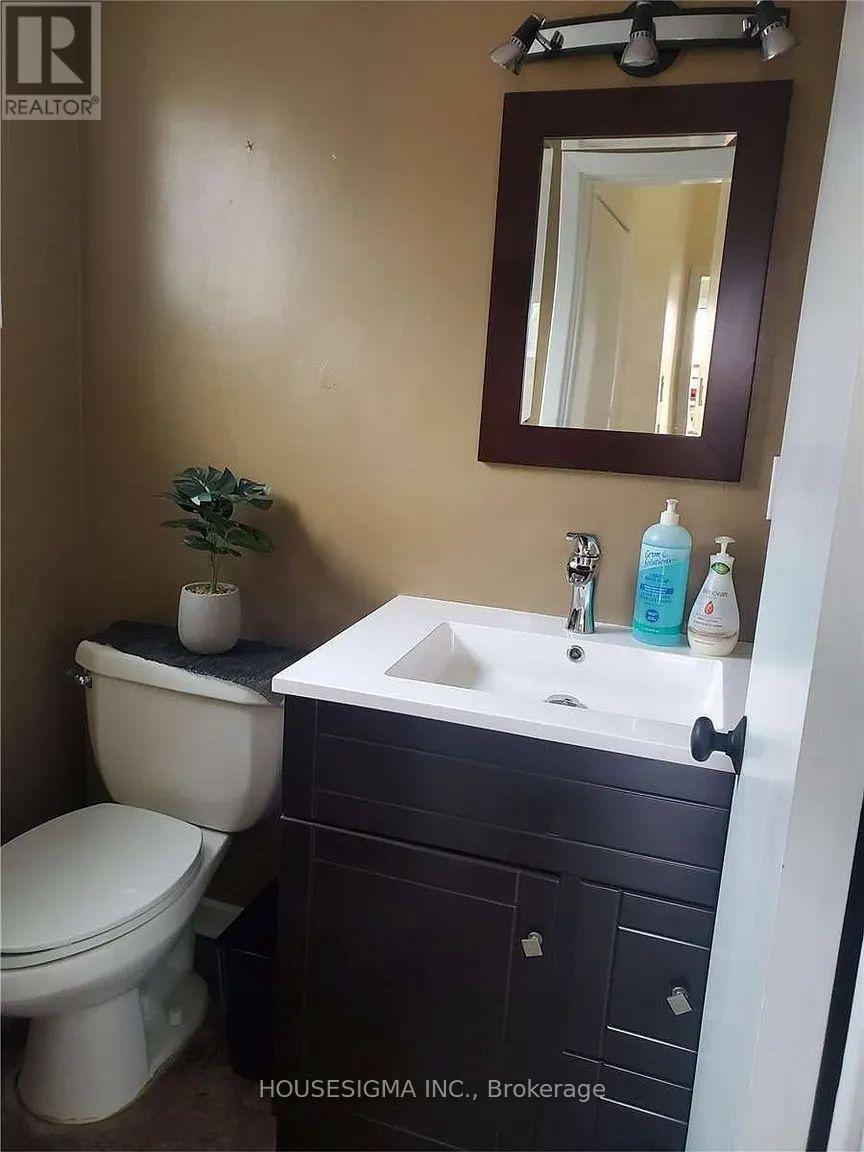 125a Mcmurchy Avenue S, Brampton (Brampton South), Ontario  L6Y 1Z1 - Photo 13 - W12746586