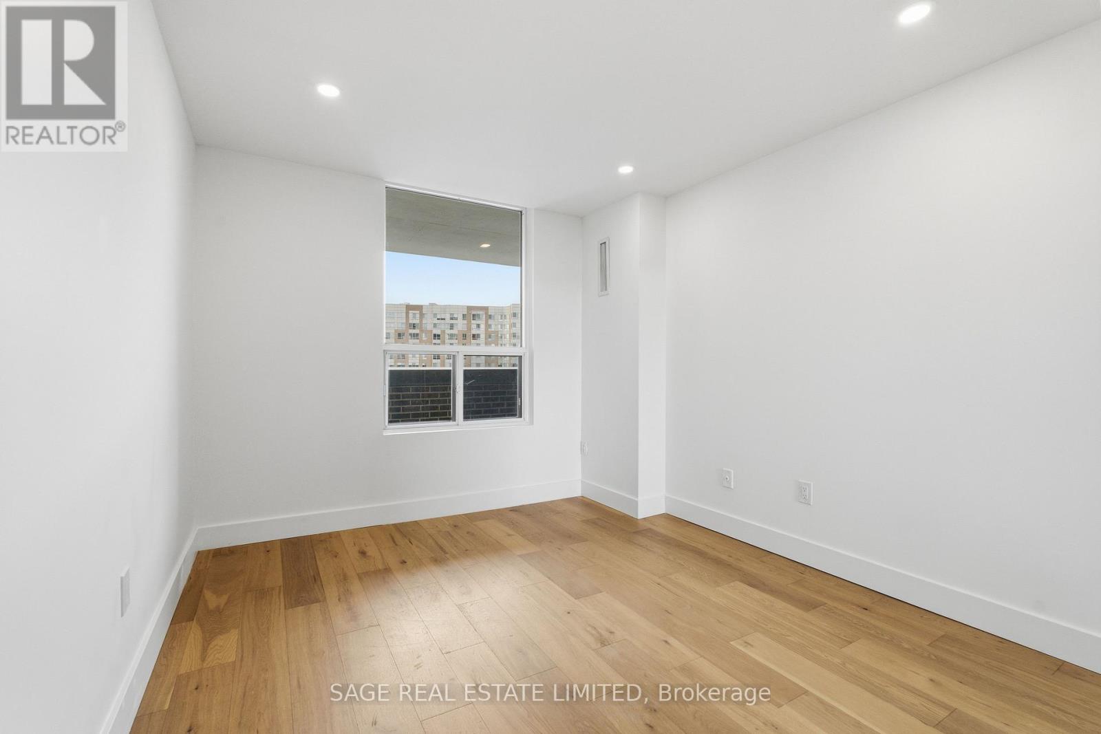 707 - 1515 Lakeshore Road E, Mississauga, Ontario  L5E 3E3 - Photo 26 - W12800210