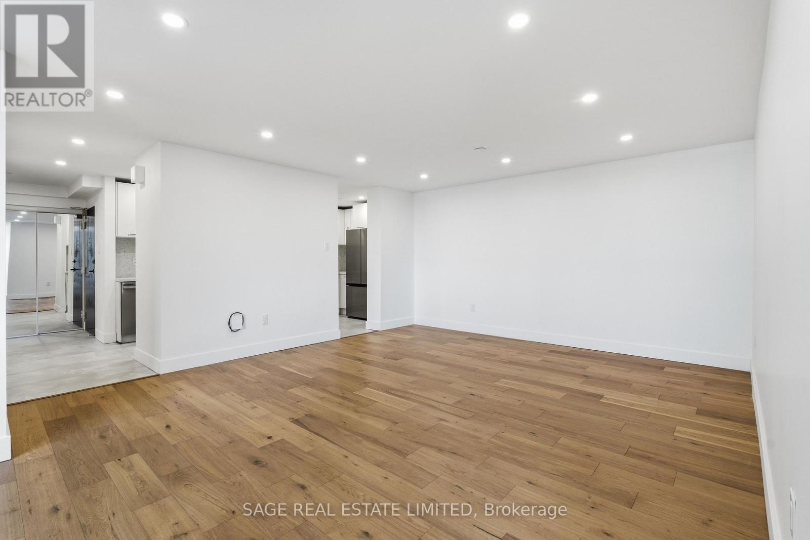 707 - 1515 Lakeshore Road E, Mississauga, Ontario  L5E 3E3 - Photo 16 - W12800210