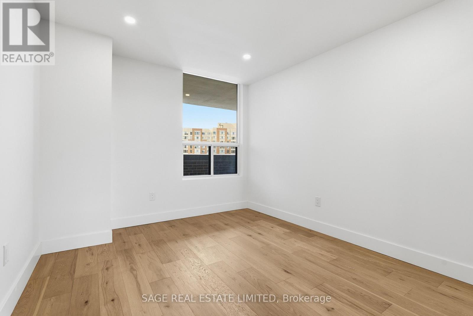 707 - 1515 Lakeshore Road E, Mississauga, Ontario  L5E 3E3 - Photo 30 - W12800210