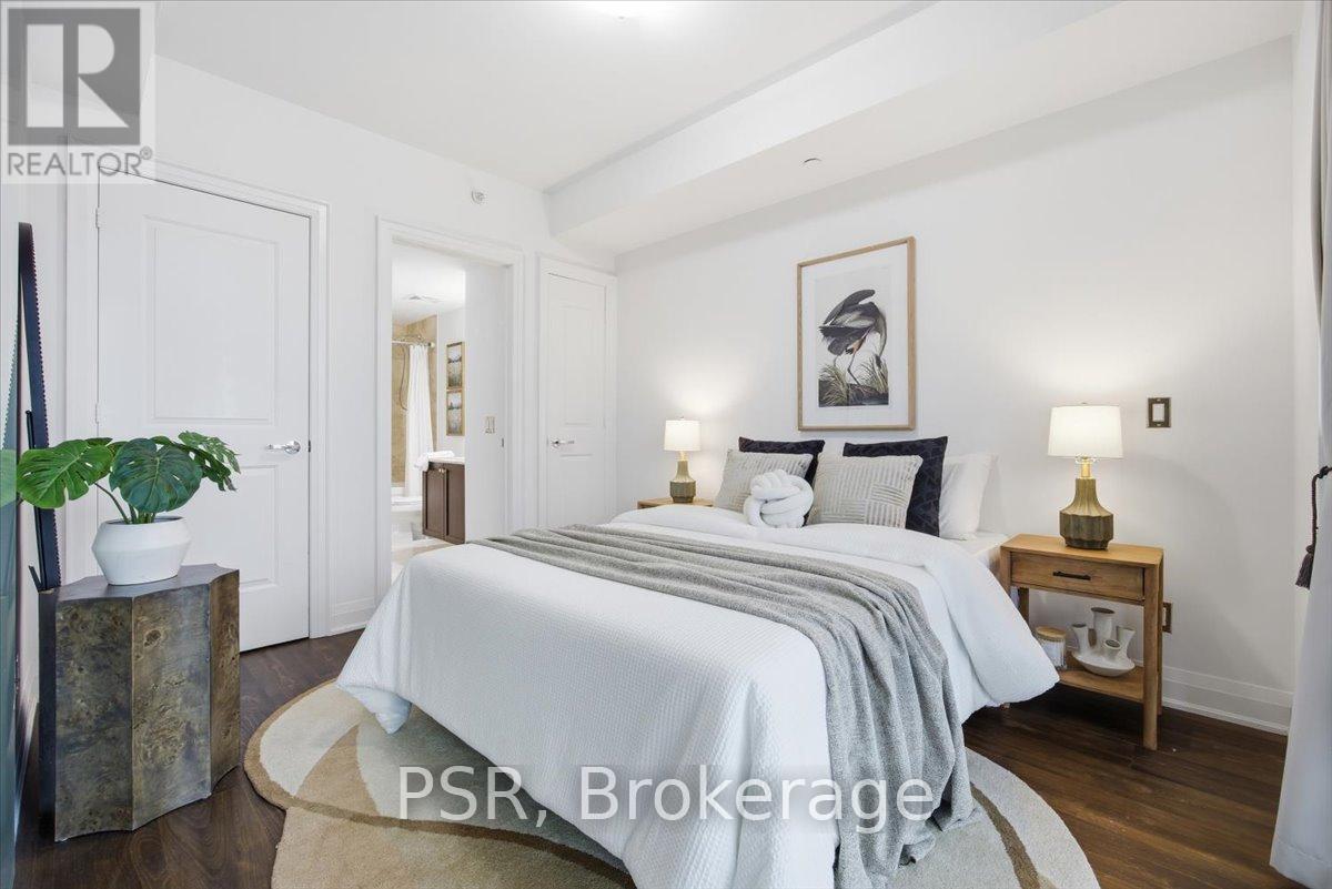 422 - 11 Bronte Road, Oakville, Ontario  L6L 0E1 - Photo 15 - W12873852