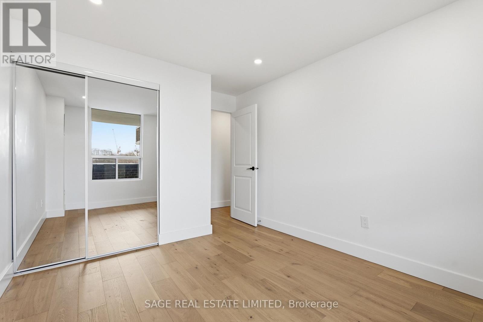 707 - 1515 Lakeshore Road E, Mississauga, Ontario  L5E 3E3 - Photo 28 - W12800210