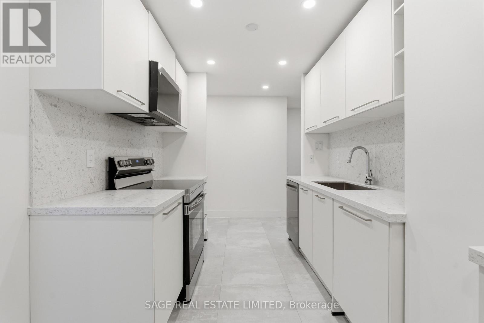 707 - 1515 Lakeshore Road E, Mississauga, Ontario  L5E 3E3 - Photo 10 - W12800210