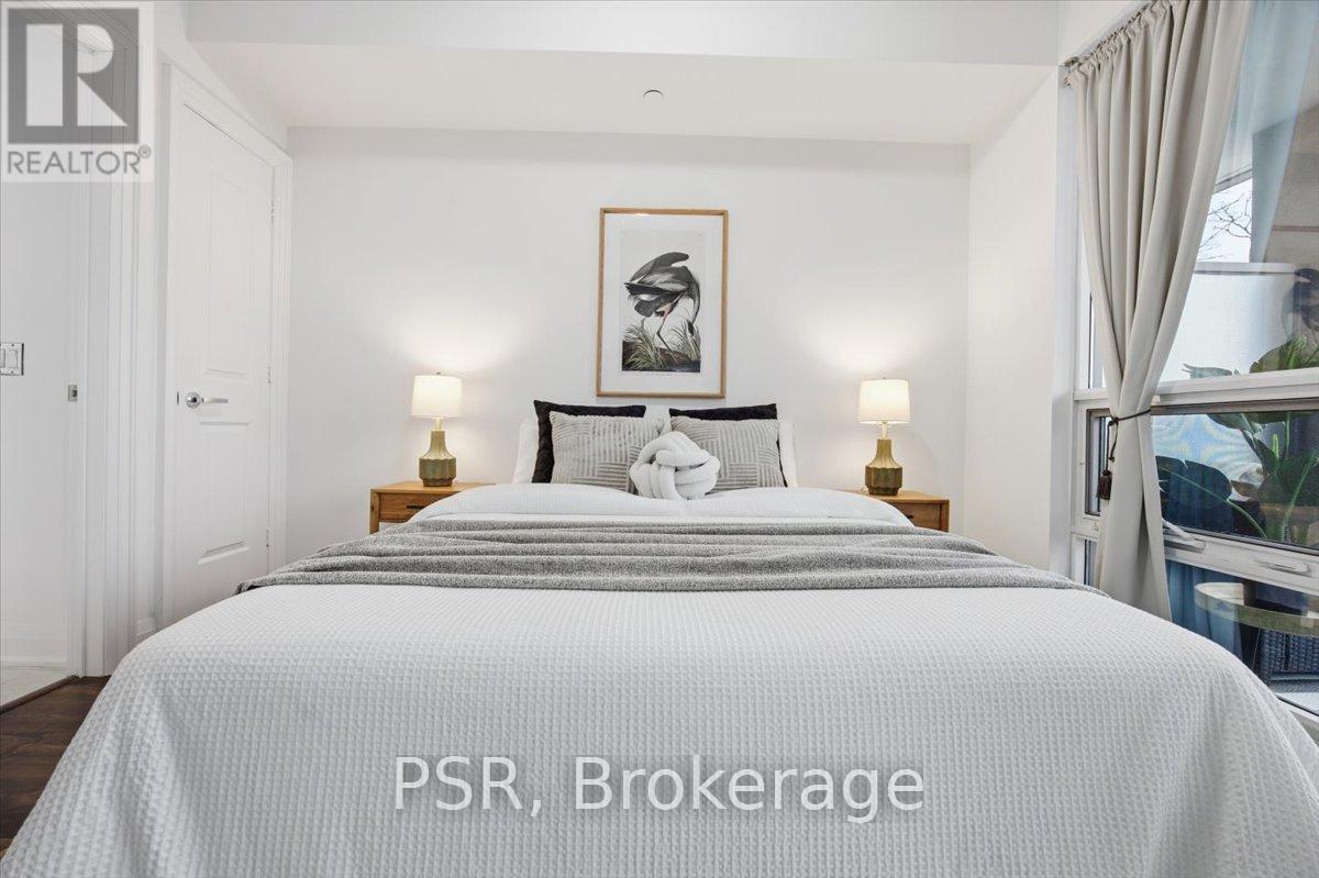 422 - 11 Bronte Road, Oakville, Ontario  L6L 0E1 - Photo 20 - W12873852