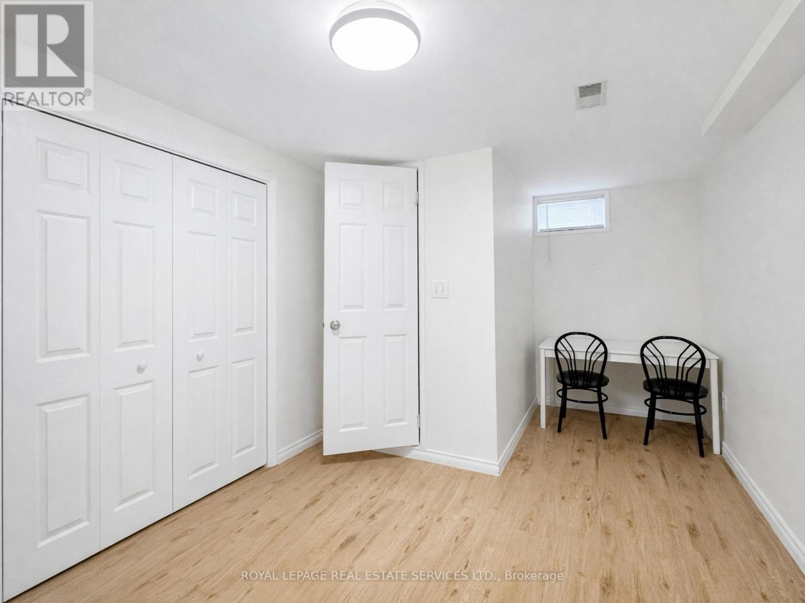 Bsmt - 1365 Willowvale Gardens, Mississauga (Creditview), Ontario  L5V 1V1 - Photo 12 - W12864300