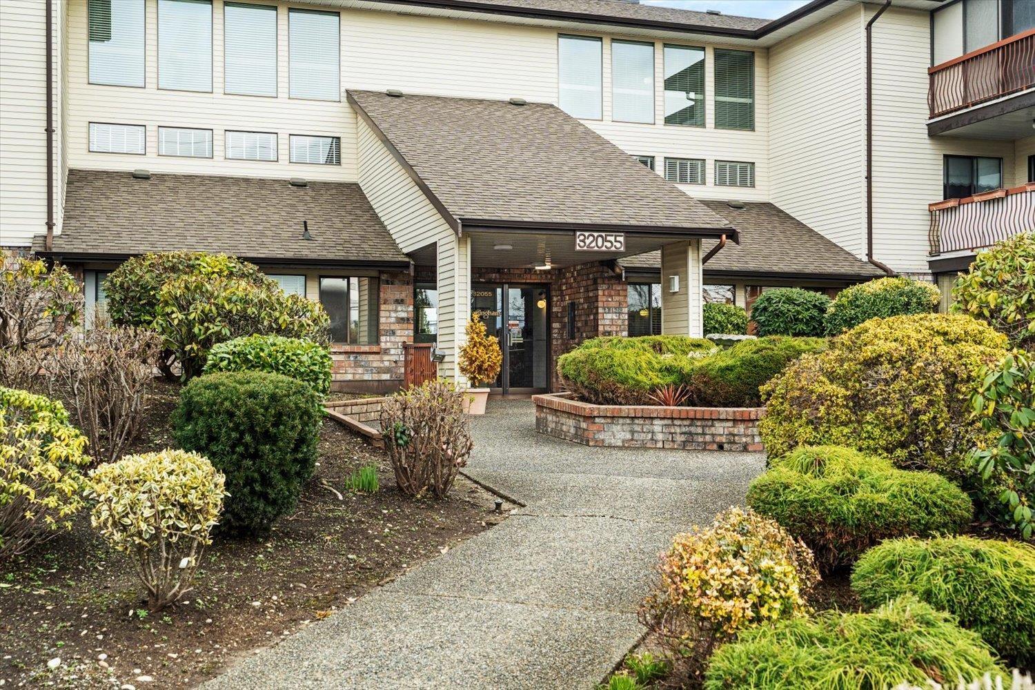 112 32055 Old Yale Road, Abbotsford, British Columbia  V2T 2C8 - Photo 2 - R3097329