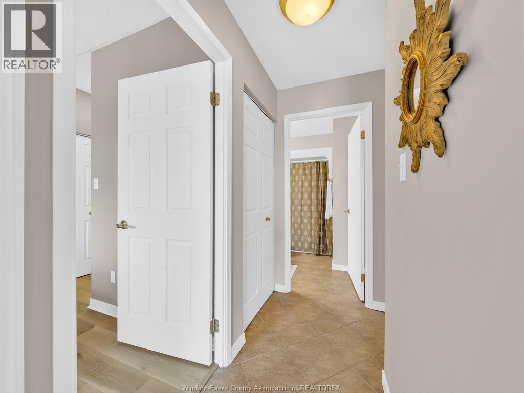 325 Village Grove Unit# 503, Tecumseh, Ontario  N8N 0B1 - Photo 12 - 26005217