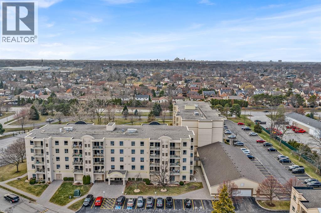 325 Village Grove Unit# 503, Tecumseh, Ontario  N8N 0B1 - Photo 4 - 26005217