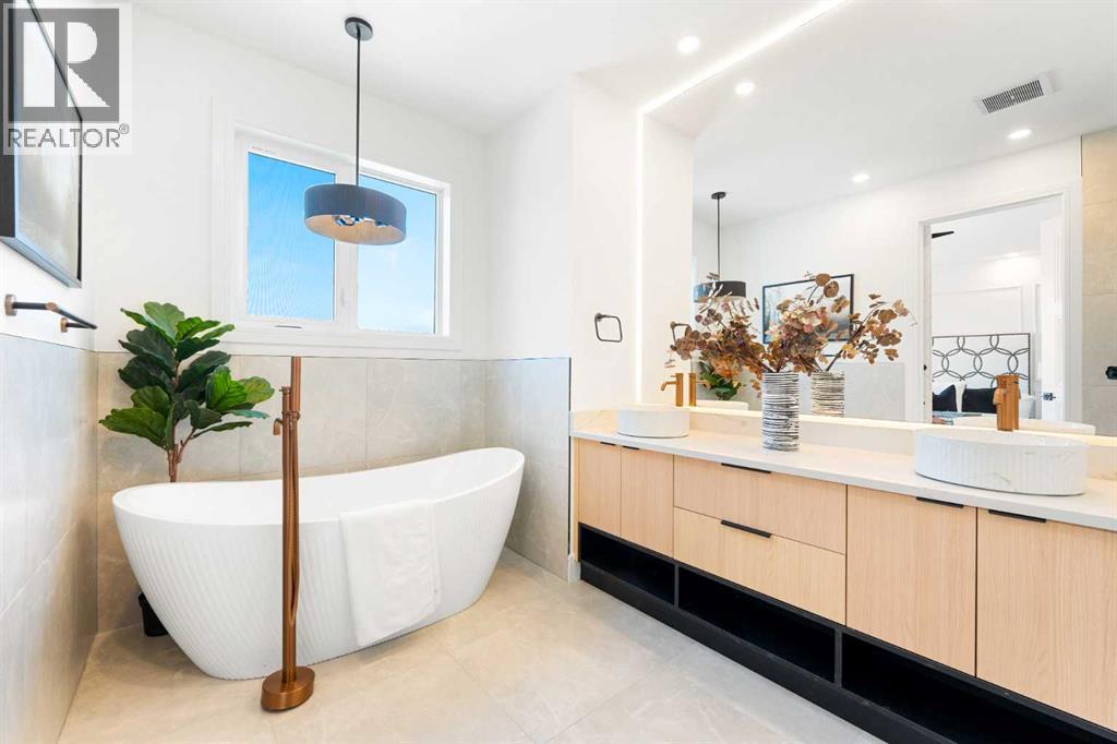 2105 7 Street Ne, Calgary, Alberta  T2E 4C7 - Photo 26 - A2286239