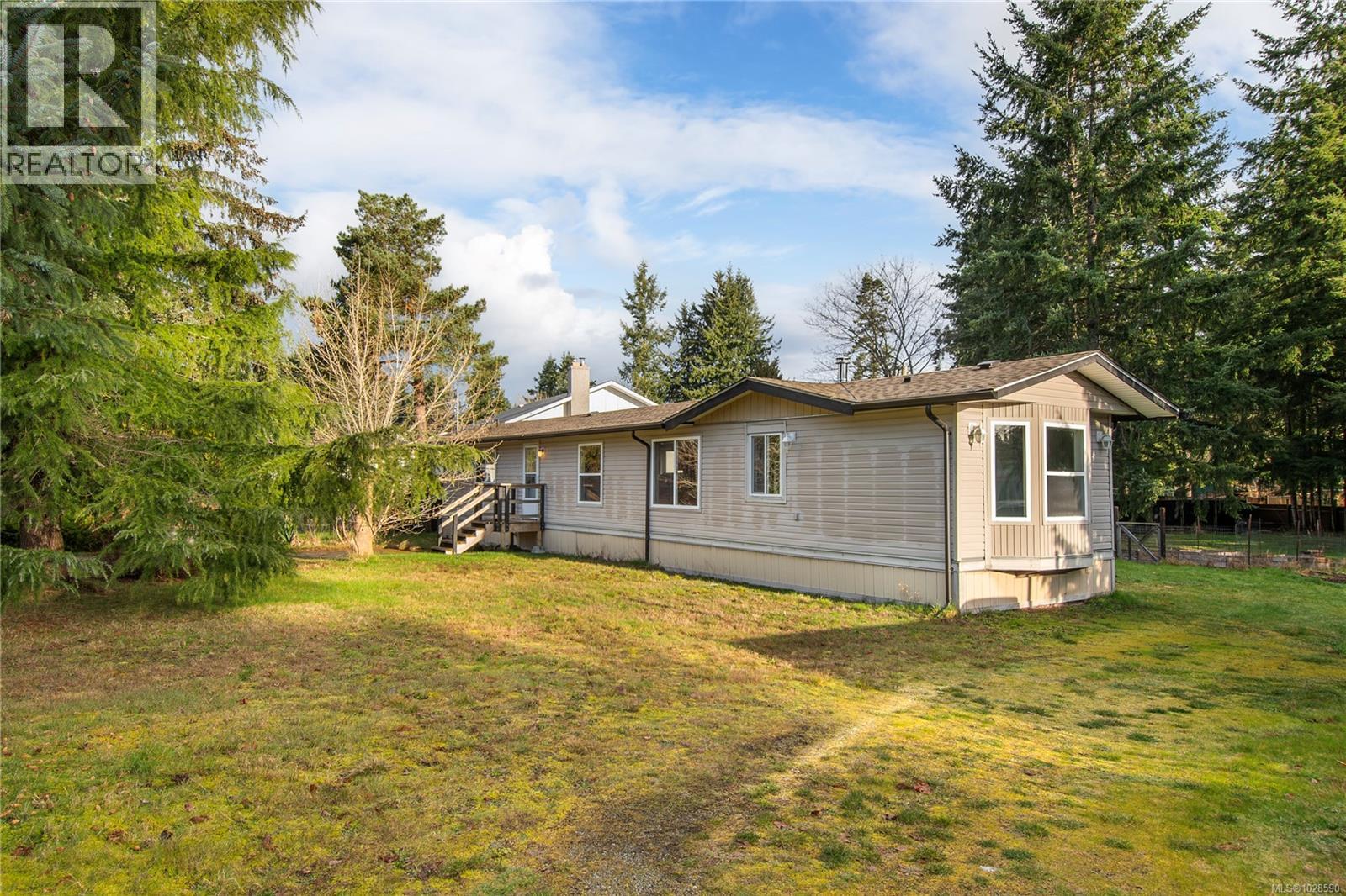 4824 Andy Rd, Campbell River, British Columbia  V9H 1C6 - Photo 2 - 1028590