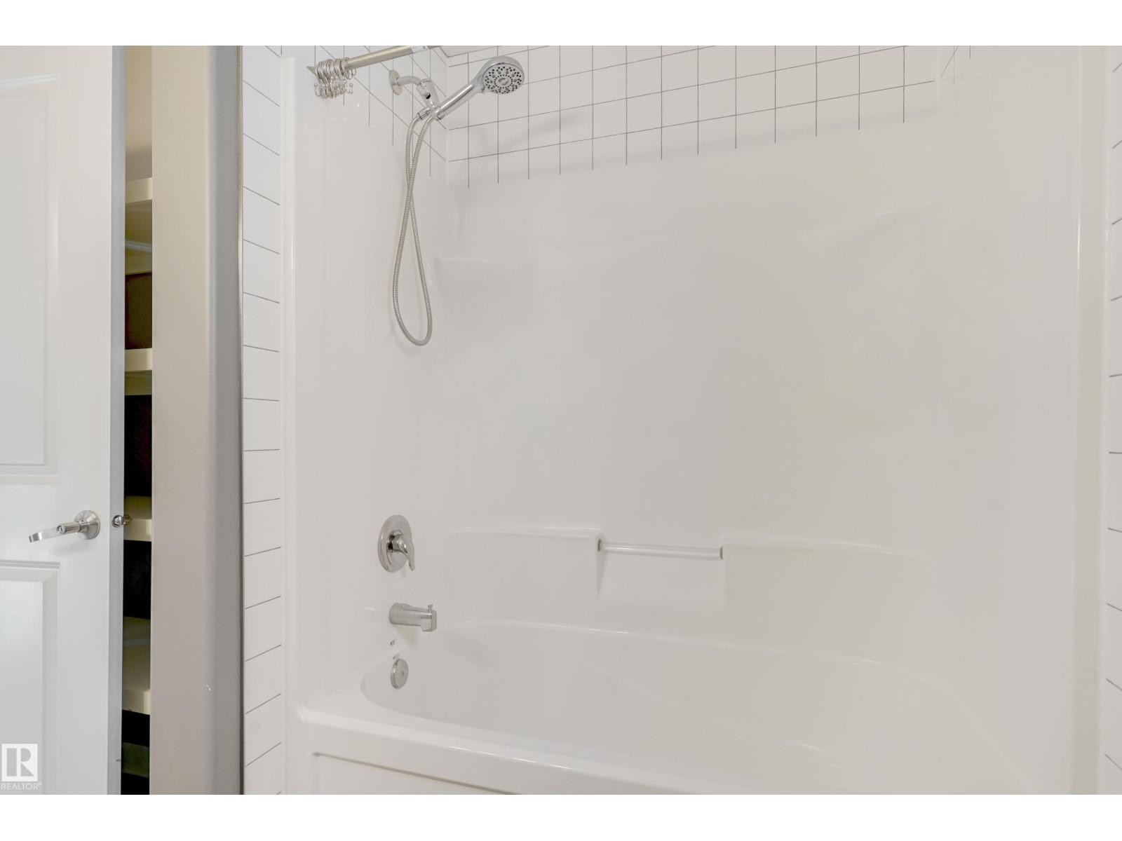 8540 89 St Nw, Edmonton, Alberta  T6C 3K3 - Photo 24 - E4477009