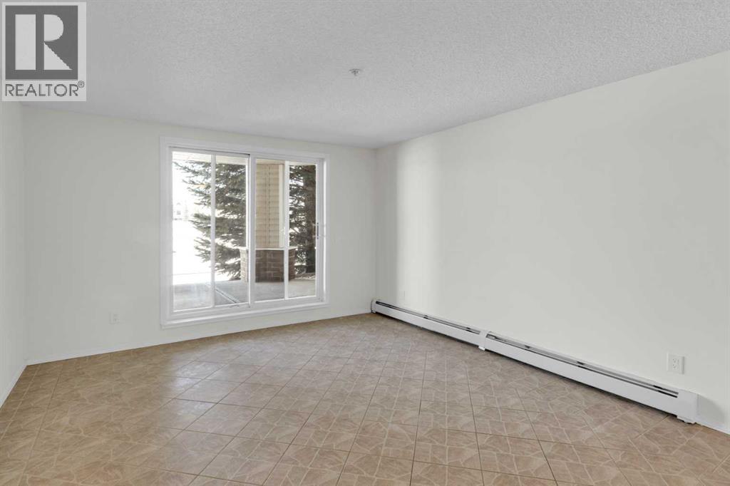 104, 16 Country Village Bay Ne, Calgary, Alberta  T3K 5Y9 - Photo 8 - A2289125