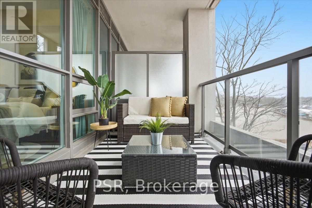 422 - 11 Bronte Road, Oakville, Ontario  L6L 0E1 - Photo 25 - W12873852