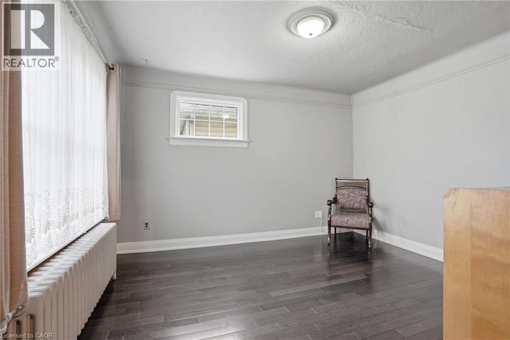 210 Vine Street, St. Catharines, Ontario  L2M 4S8 - Photo 7 - 40810341