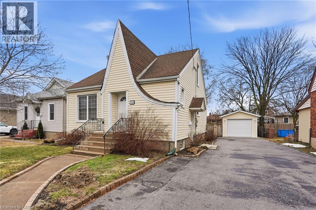 210 Vine Street, St. Catharines, Ontario  L2M 4S8 - Photo 3 - 40810341