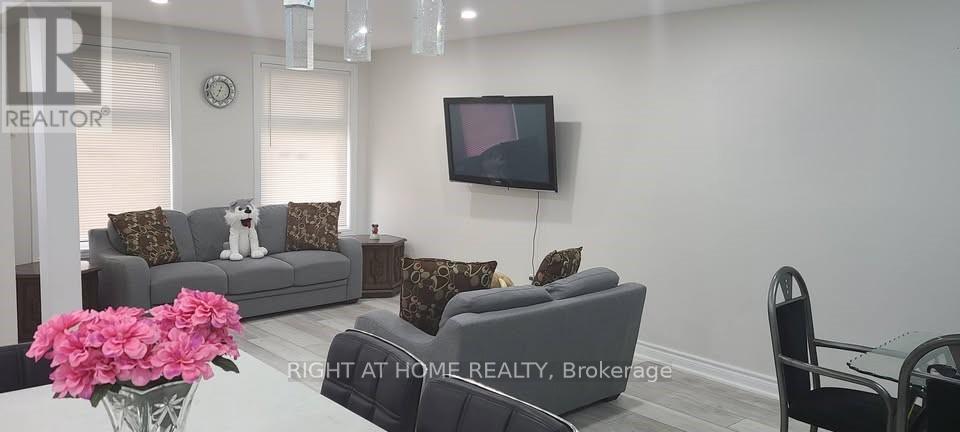 (Main) - 16 Sexton Crescent, Toronto, Ontario  M2H 2L5 - Photo 4 - C12698418