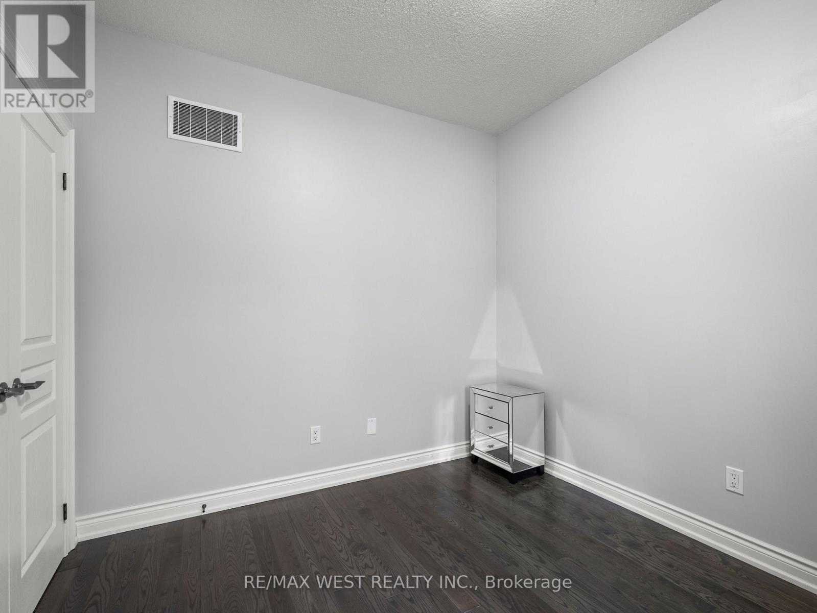 309 Moody Drive, Vaughan, Ontario  L4H 3Z6 - Photo 20 - N12829528