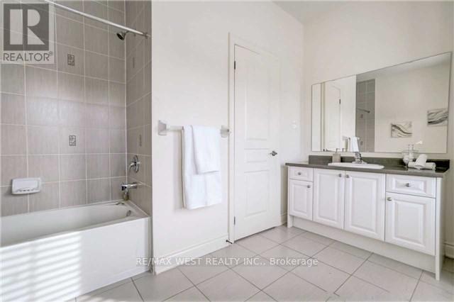 309 Moody Drive, Vaughan, Ontario  L4H 3Z6 - Photo 18 - N12829528