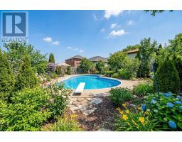 9 SIDARE COURT, Grimsby, Ontario