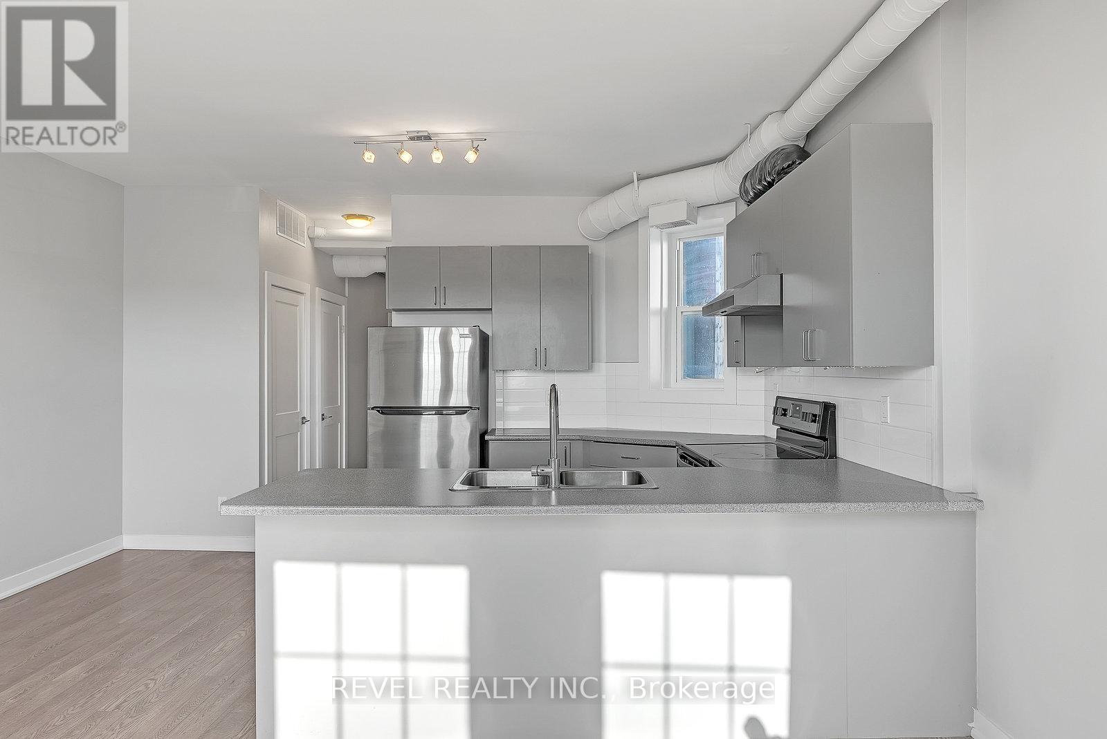 302 - 657 Barton Street E, Hamilton, Ontario  L8L 3A3 - Photo 12 - X12875130