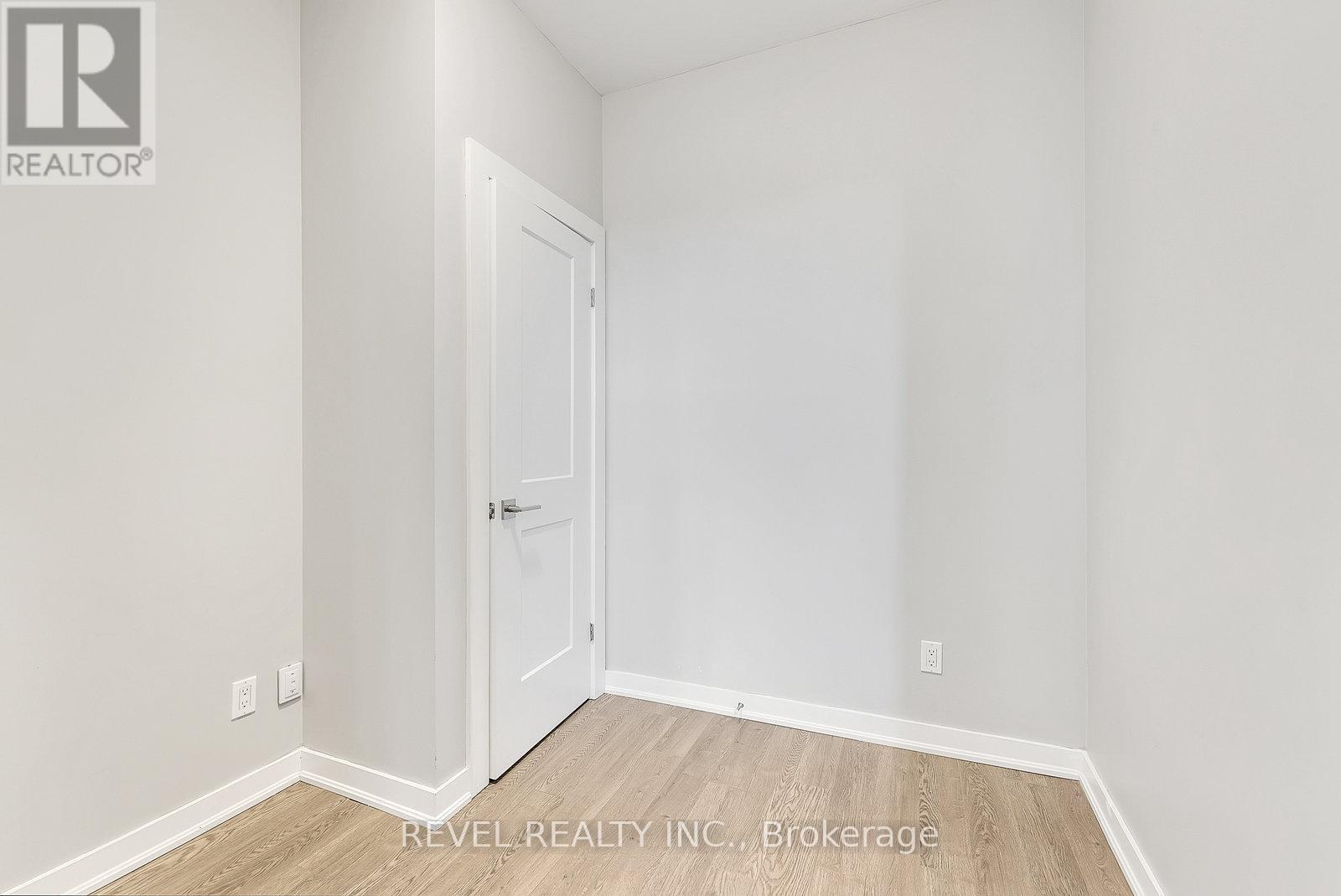 302 - 657 Barton Street E, Hamilton, Ontario  L8L 3A3 - Photo 21 - X12875130