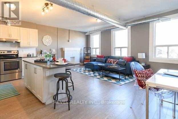 1006 - 1000 KING STREET E, Hamilton, Ontario