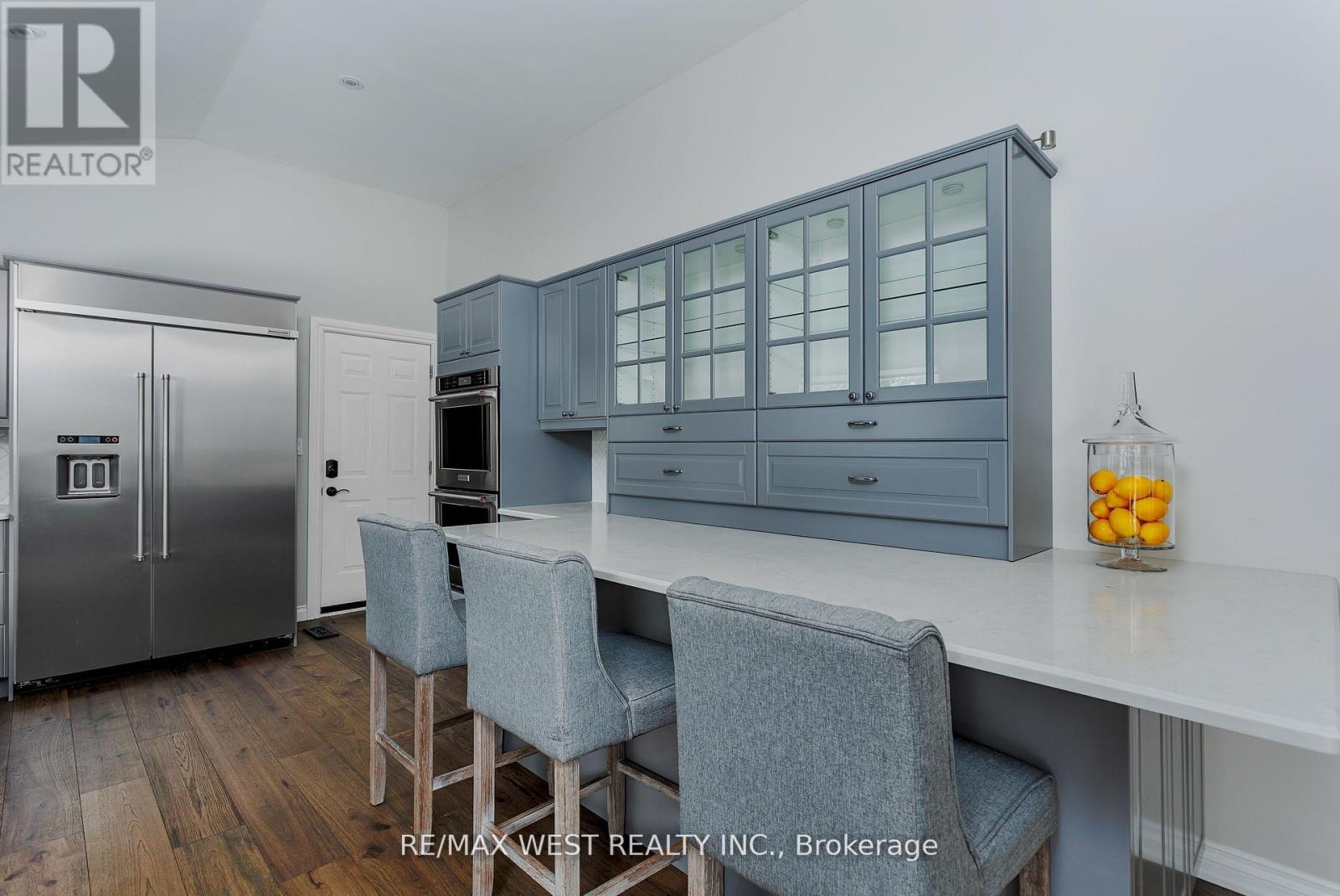 26 Hostein Drive, Hamilton, Ontario  L9G 2S5 - Photo 11 - X12839418