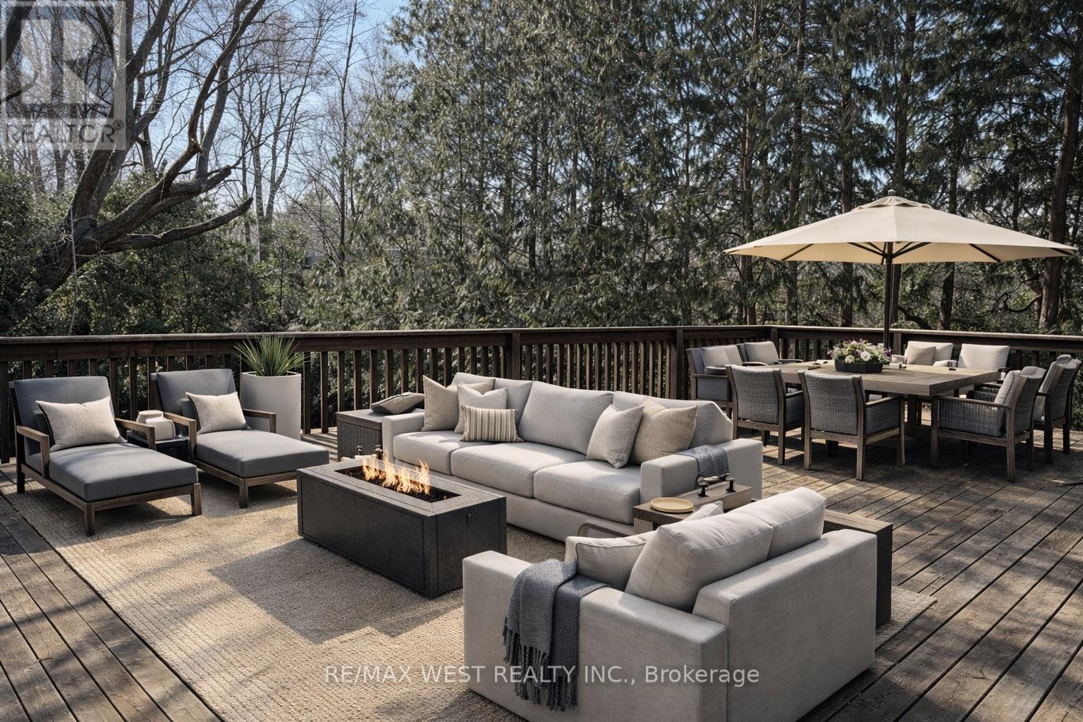 26 Hostein Drive, Hamilton, Ontario  L9G 2S5 - Photo 2 - X12839418