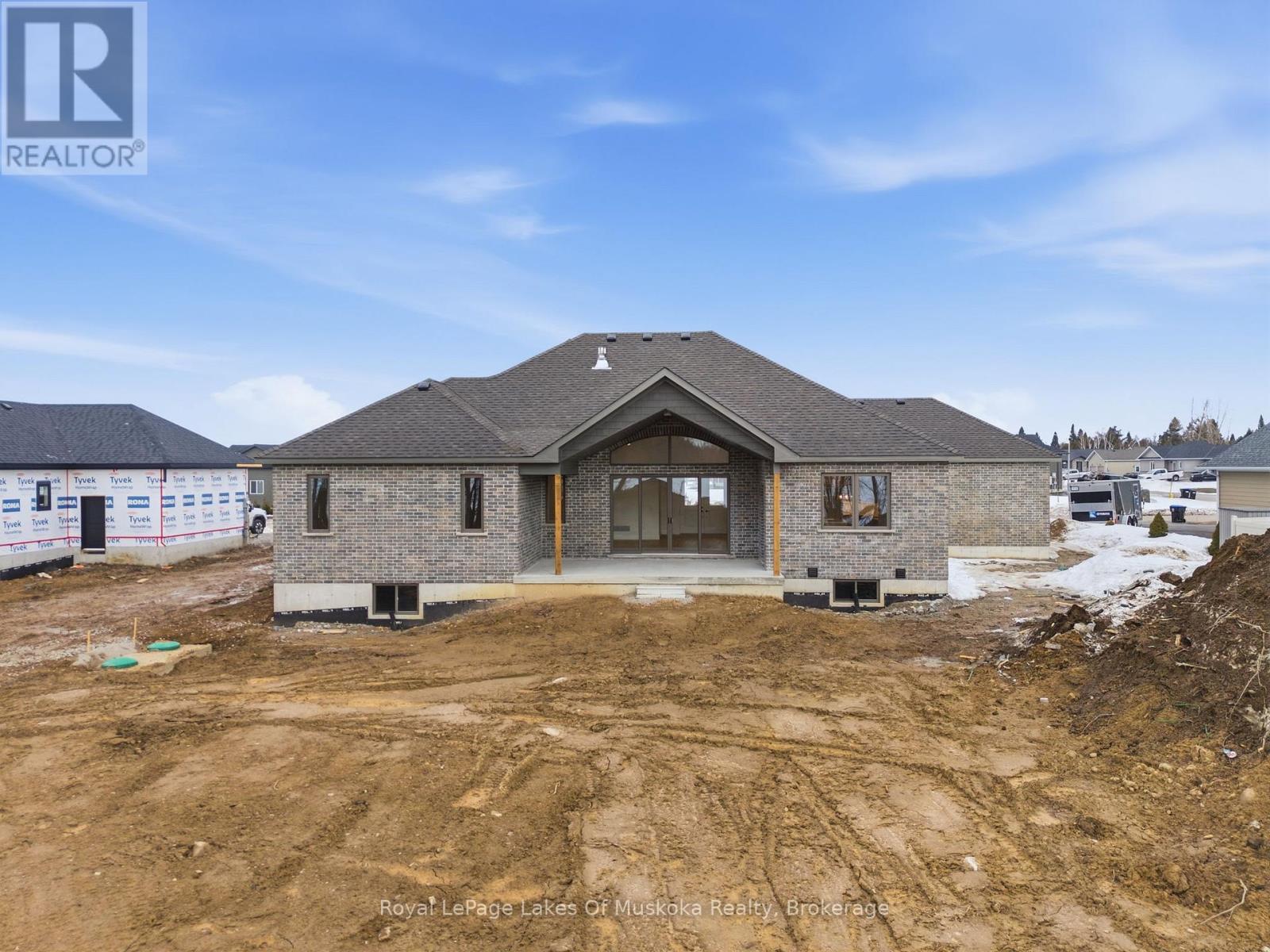 19 Henry Ball Court, Oro-Medonte, Ontario  L0K 2G1 - Photo 40 - S12875042