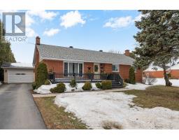 94 OAK STREET W, Laurentian Valley, Ontario