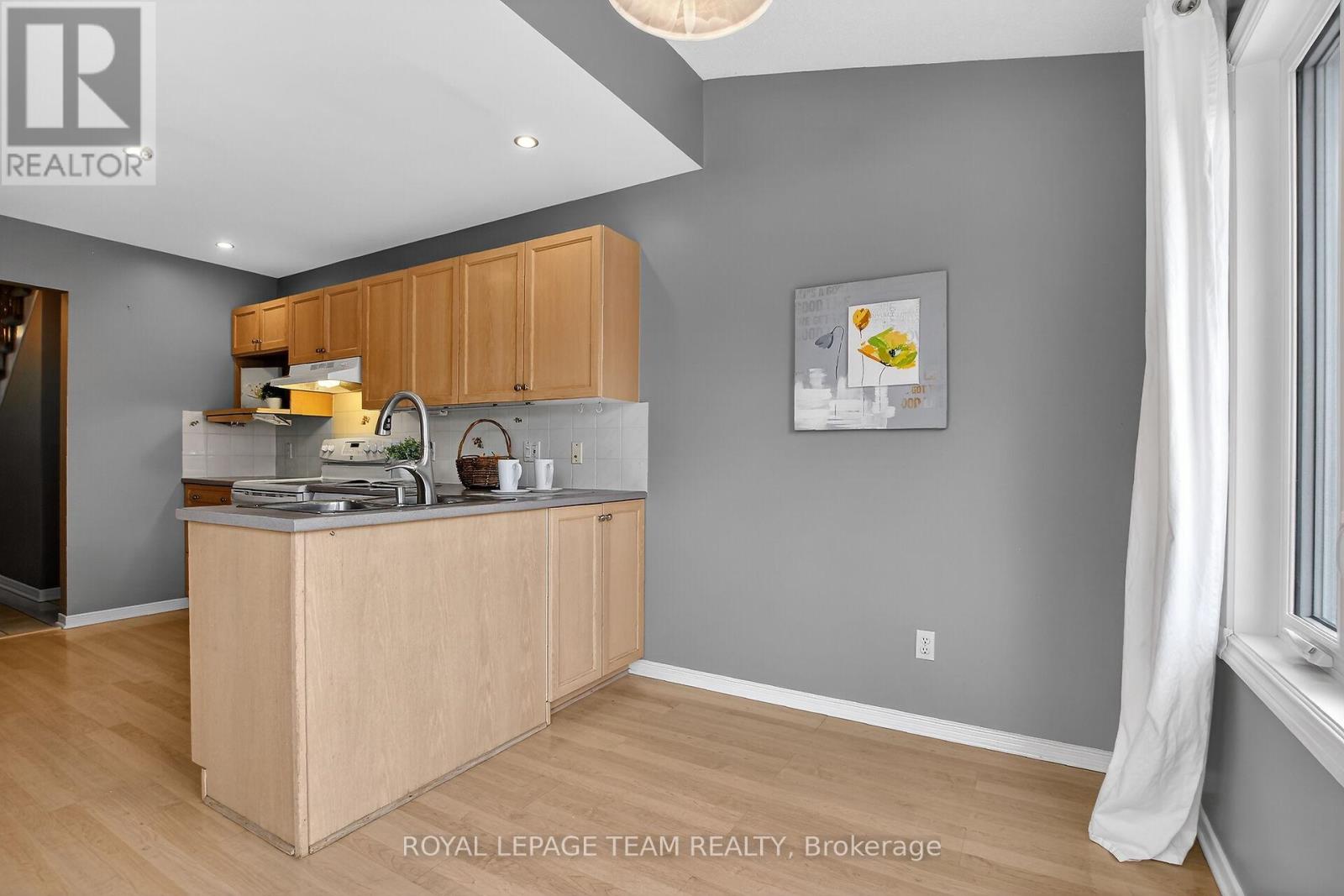 21 Baton Court, Ottawa, Ontario  K2L 4C8 - Photo 20 - X12873720