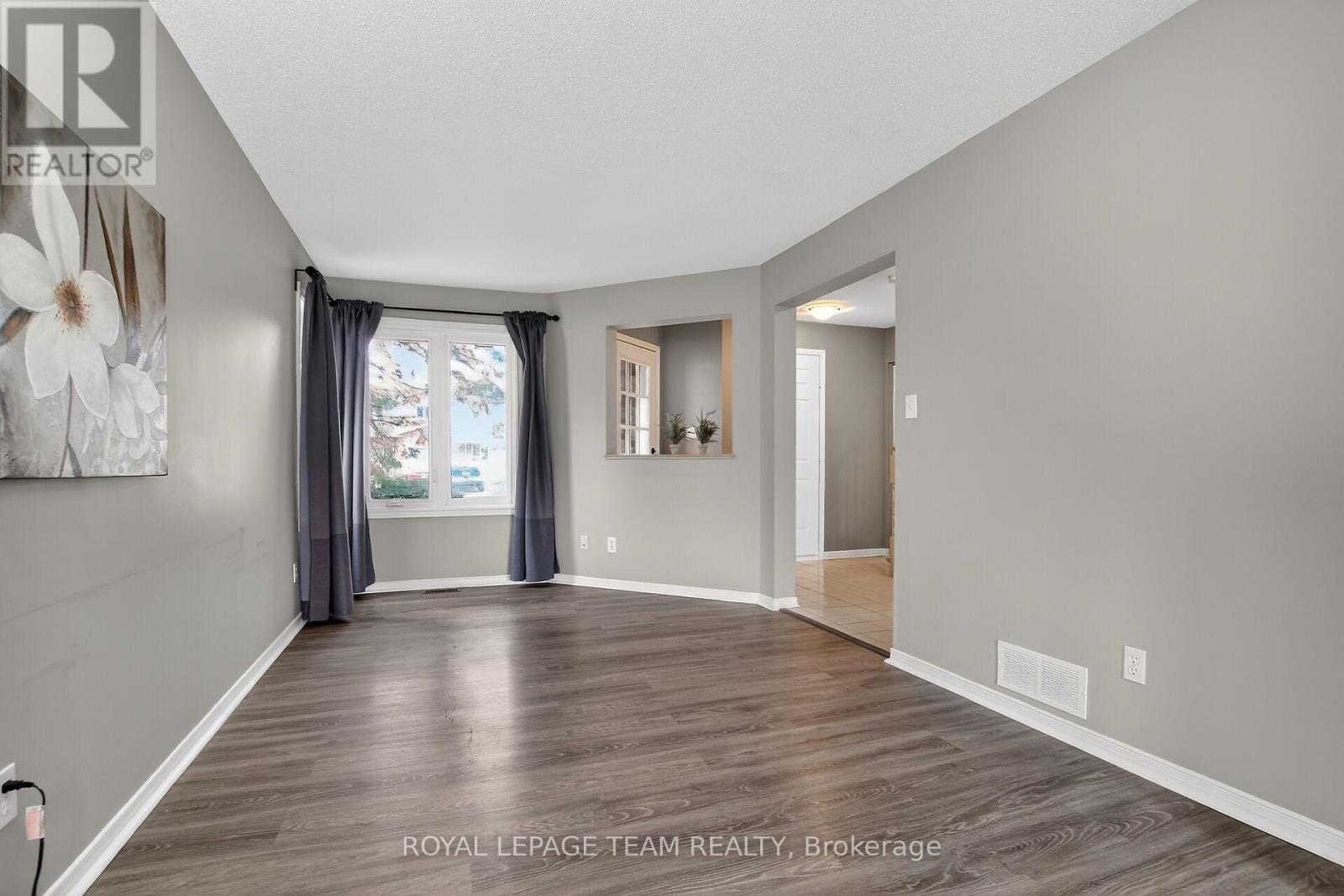 21 Baton Court, Ottawa, Ontario  K2L 4C8 - Photo 11 - X12873720