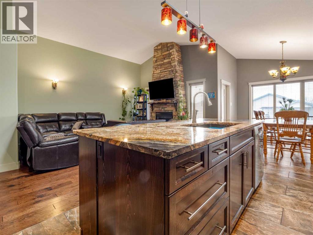 128 Sixmile Common S, Lethbridge, Alberta  T1K 5S6 - Photo 11 - A2288664