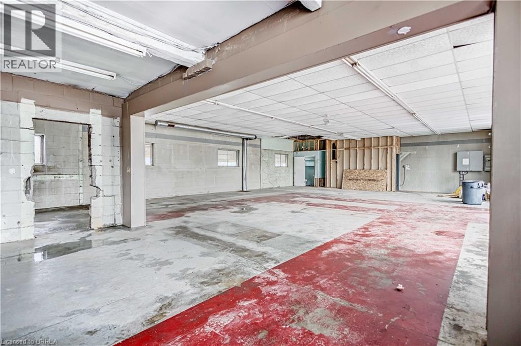 164 Charing Cross Street, Brantford, Ontario  N3R 2J4 - Photo 8 - 40811087