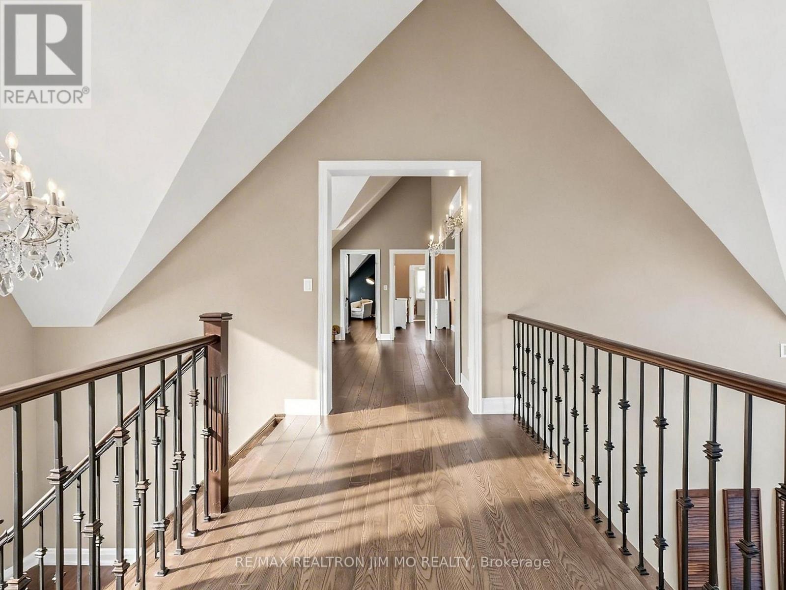 1785 Davis Drive W, King, Ontario  L3Y 4V9 - Photo 36 - N12869374