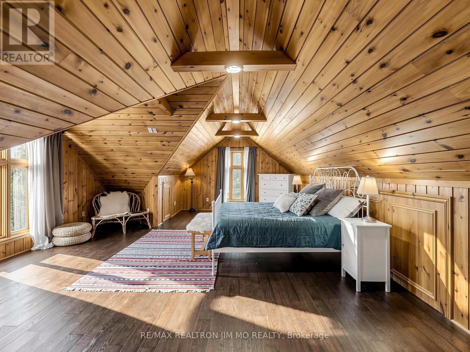 1785 Davis Drive W, King, Ontario  L3Y 4V9 - Photo 39 - N12869374