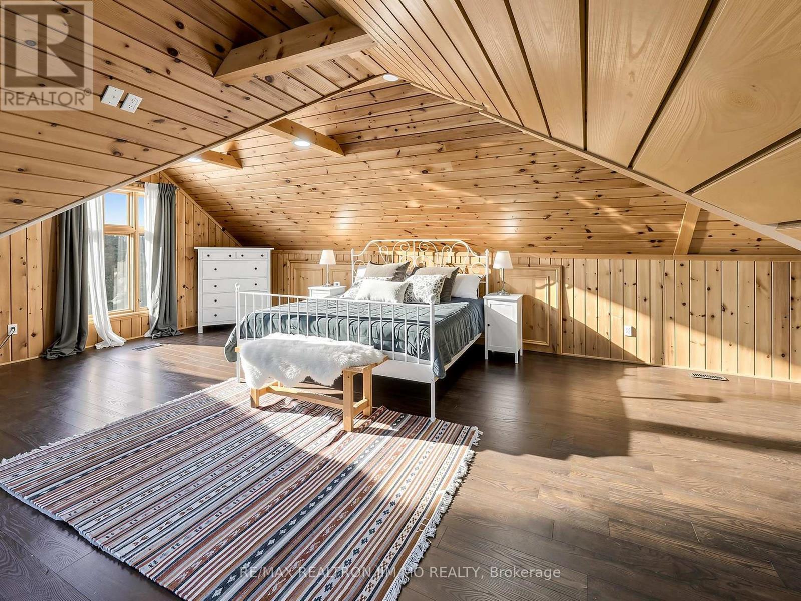 1785 Davis Drive W, King, Ontario  L3Y 4V9 - Photo 40 - N12869374