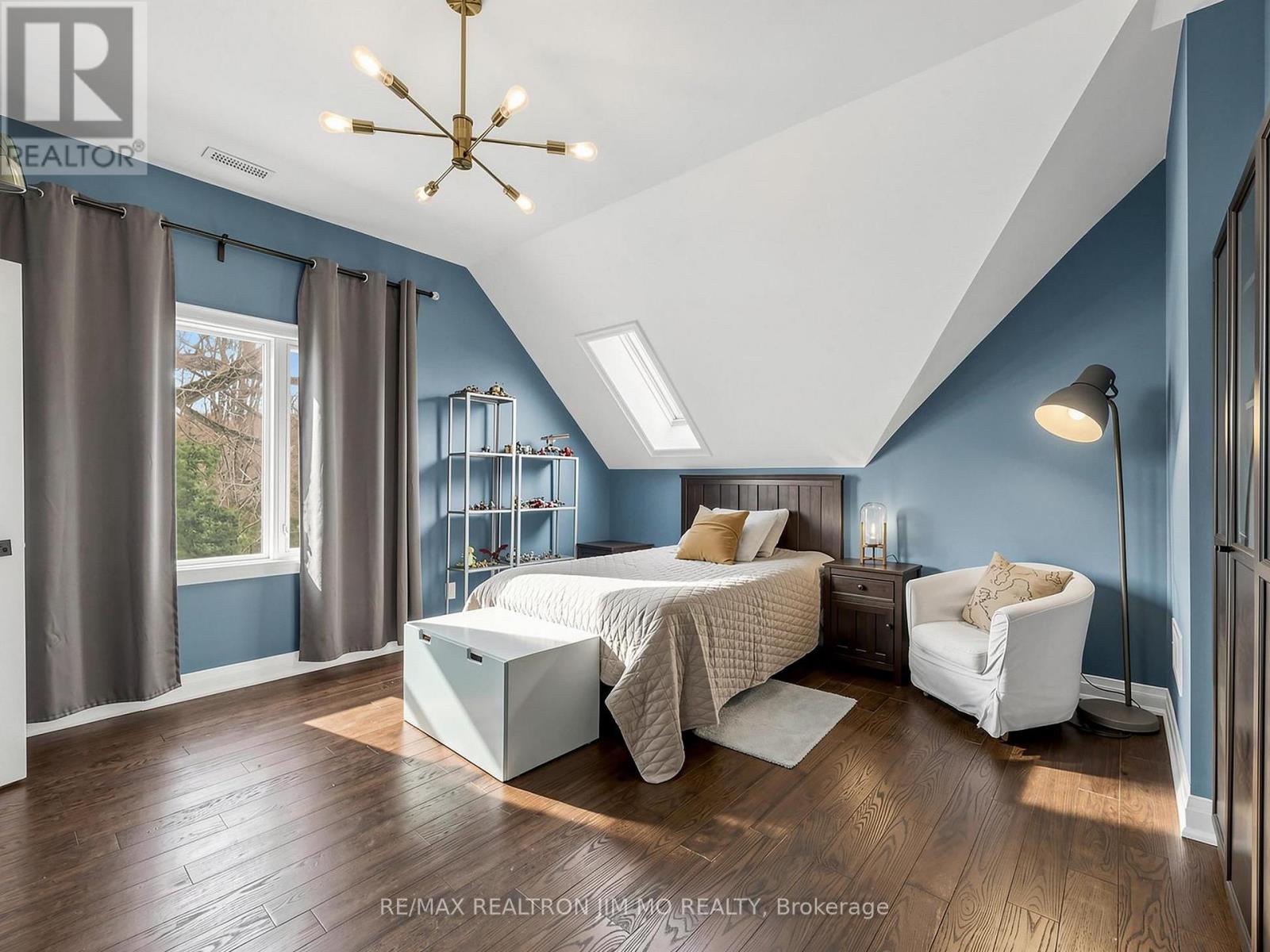 1785 Davis Drive W, King, Ontario  L3Y 4V9 - Photo 45 - N12869374