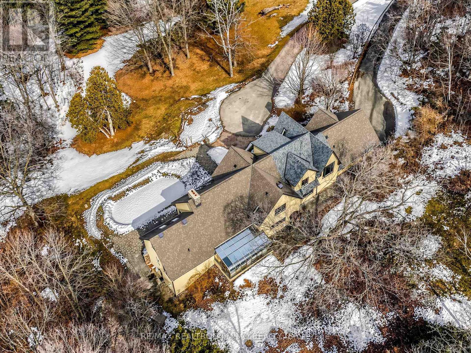 1785 Davis Drive W, King, Ontario  L3Y 4V9 - Photo 49 - N12869374