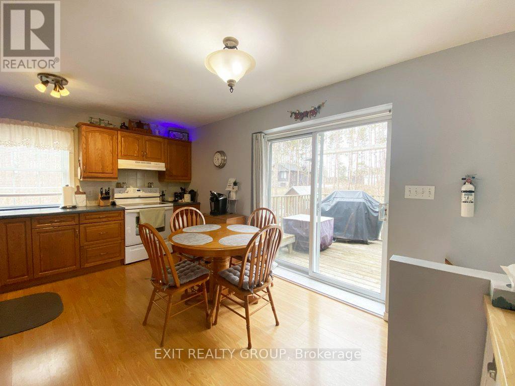 40 Zion Road, Quinte West, Ontario  K0K 2C0 - Photo 11 - X12874876