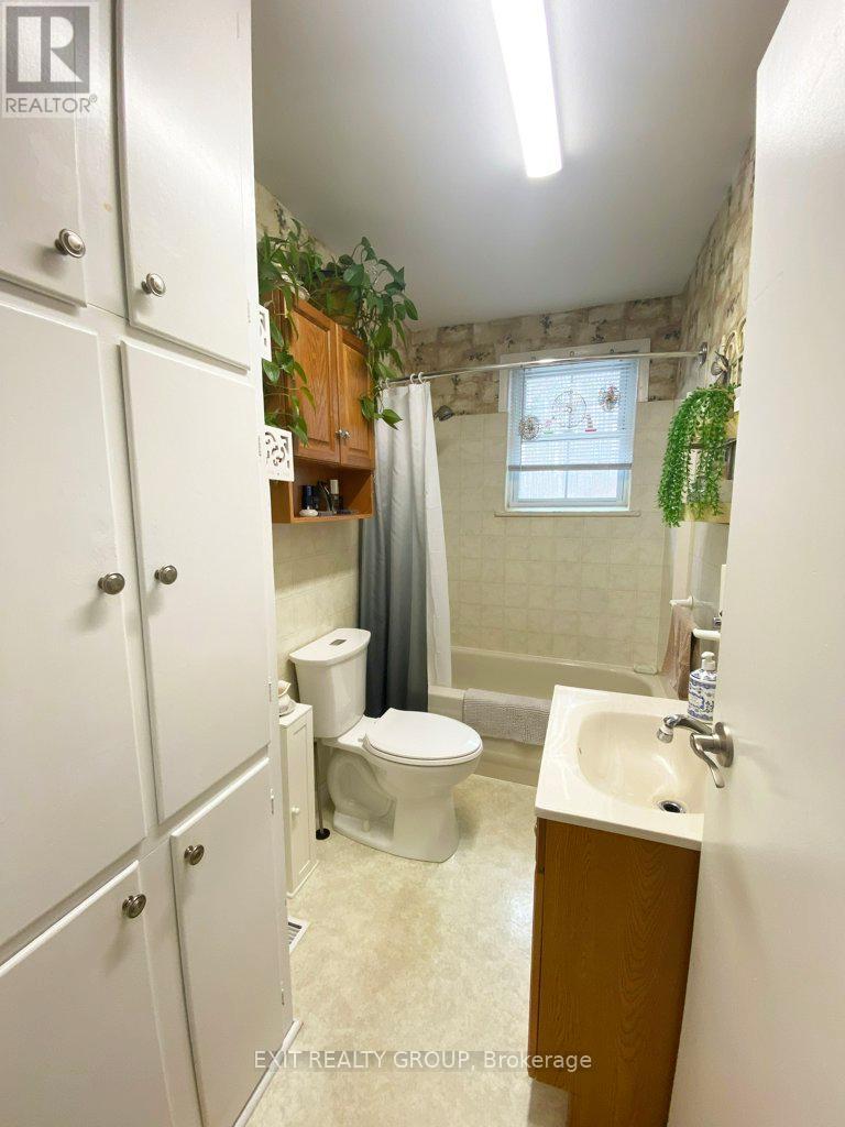 40 Zion Road, Quinte West, Ontario  K0K 2C0 - Photo 13 - X12874876