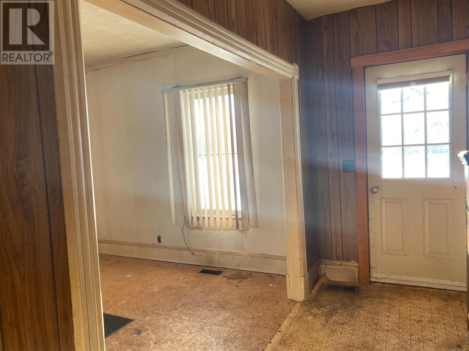 26 Wilfred Street, Miscouche, Prince Edward Island  C0B 1T0 - Photo 4 - 202602158